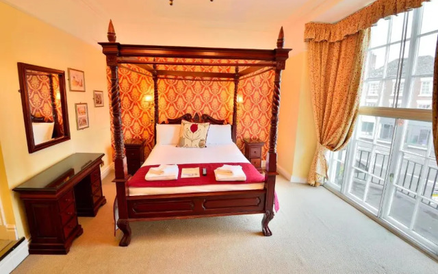The Angel Hotel