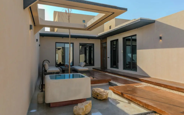 Portal Chalets With Private Pool-Al Arid