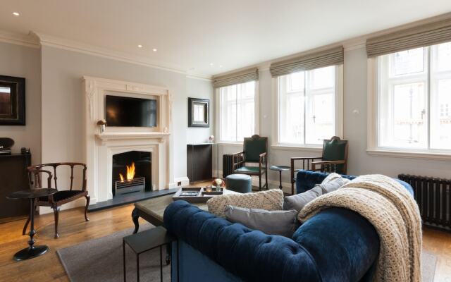 Stylish Mayfair Penthouse next to Hyde Park