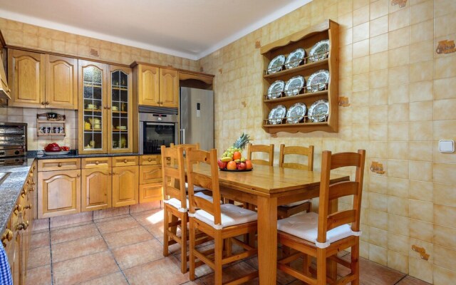 Villa Casely