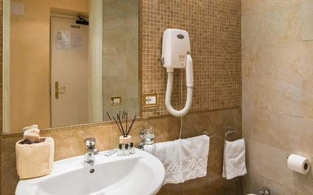 Hotel Erdarelli