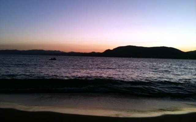 George Beach Studios & Villas