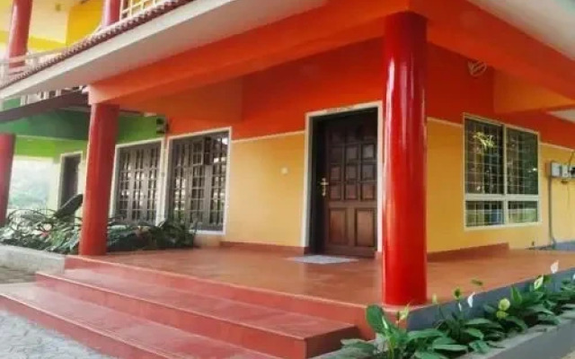 Rainbow Holiday Home