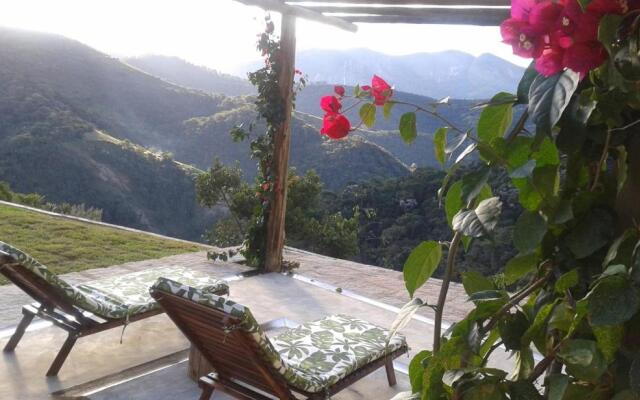 Pousada R.N.C. Nosso Paraíso