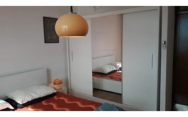 Apartment & Rooms House with Garden