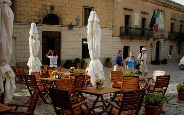 Conte Pepoli Apartment