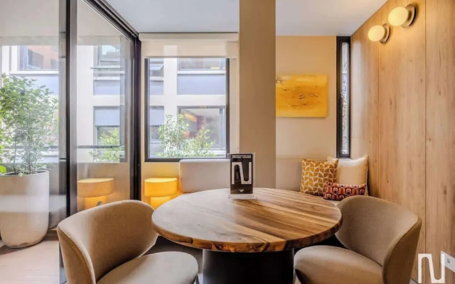 Nok Amazing 2BR Apartment With Balcony City Views