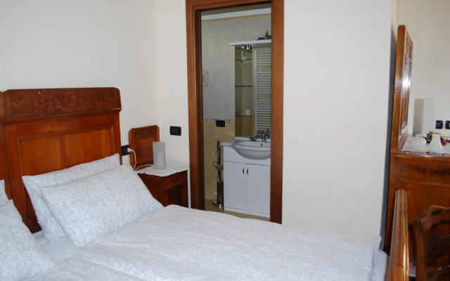 Rustico Kristi - Rebomaholidays