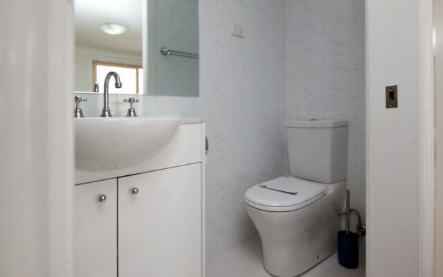 Dolphin Watch, 2/74 Magnus Street