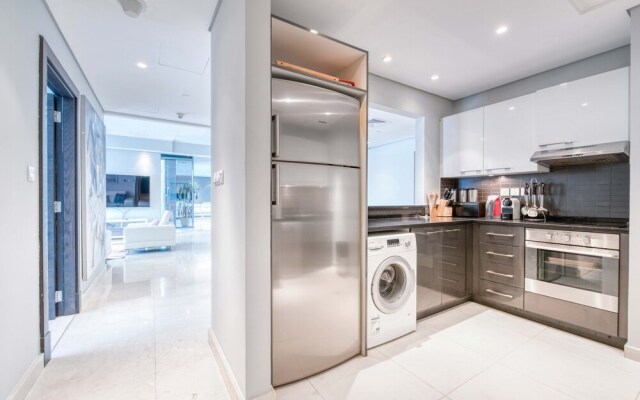 Maison Privee - MP Demo Silverene B-201