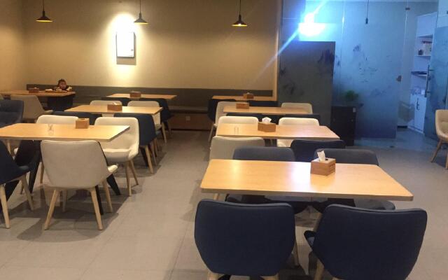 Hanting Hotel Suzhou Lingbi County