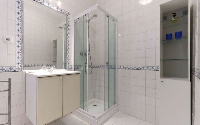 Avenida Liberdade Elegant by Homing