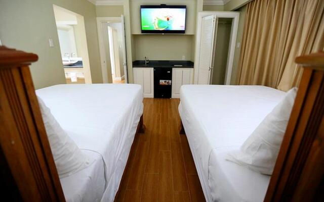 The Oasis Resort - All Inclusive