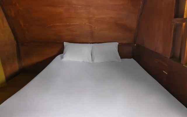 Hotel O Awenk Homestay Near SD Gunung Wakul