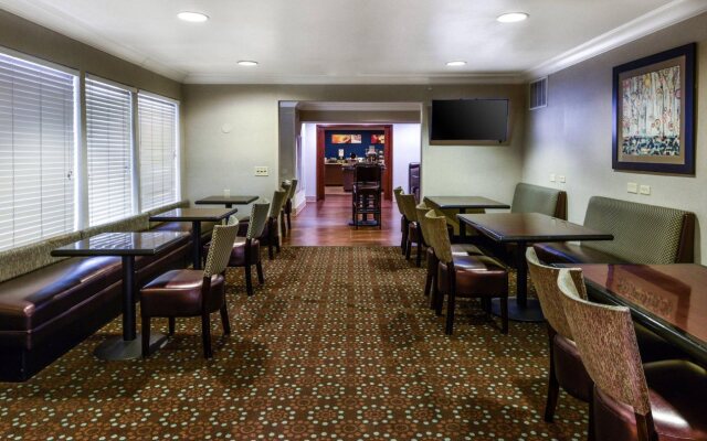 SureStay Hotel by Best Western Ontario Airport