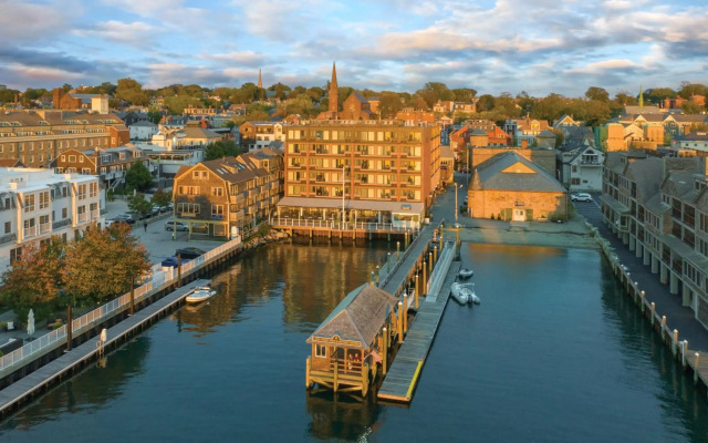 Club Wyndham Inn on the Harbor
