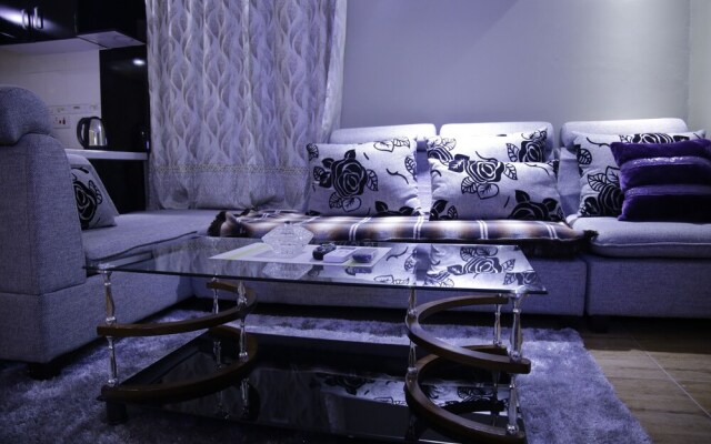 Alpha House Resort