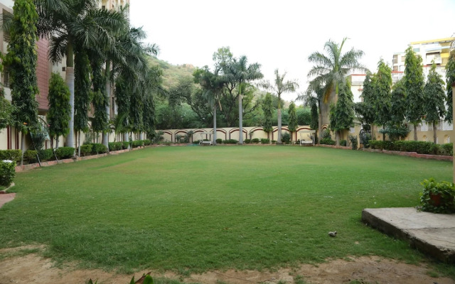 Hotel Garden View