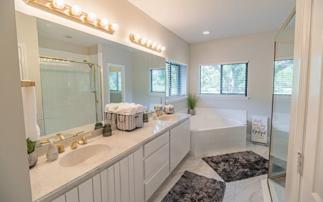 Spacious Country Estate