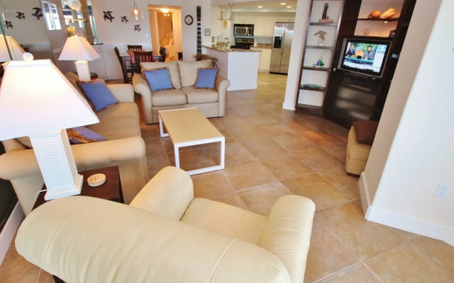 Seascape Towers 1123 Apartment 2