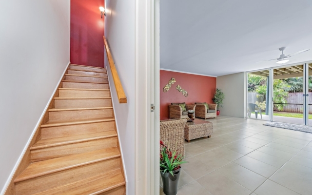 Bay Breezes - Cannonvale