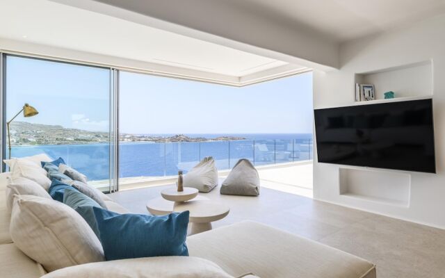 Villa Channel II in Psarou Mykonos