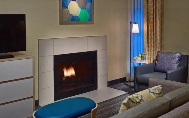 Sonesta Simply Suites Cleveland Airport