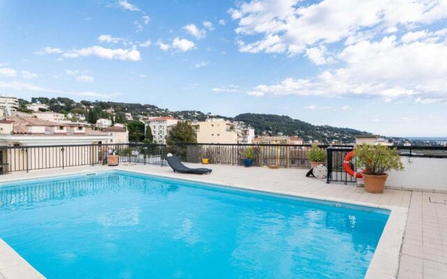 Adonis Cannes - Hôtel Thomas