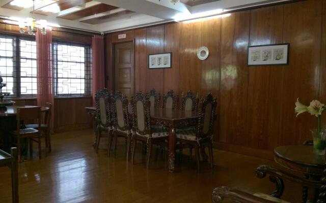 Griffin Lodge Baguio