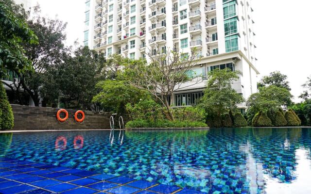 Elegant And Comfy 2Br At Woodland Park Residence