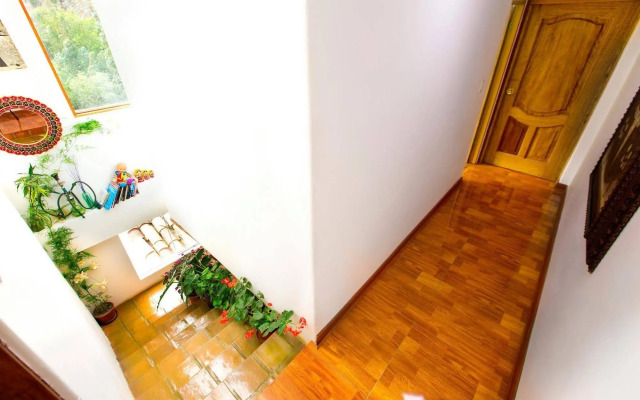 Parwa Guest House