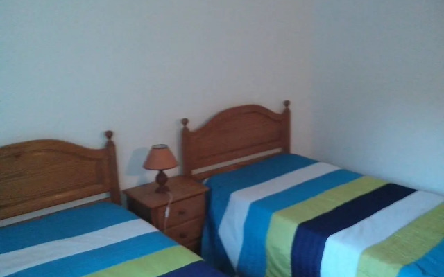 Inviting 2-bed Apartment in Albufeira
