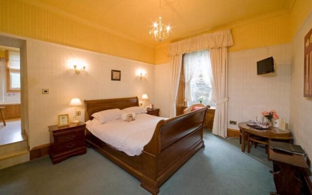 The Old Manse