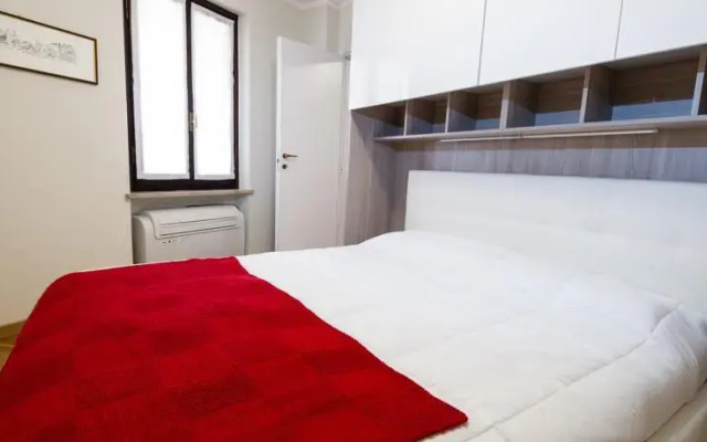 Adige Halldis Apartment