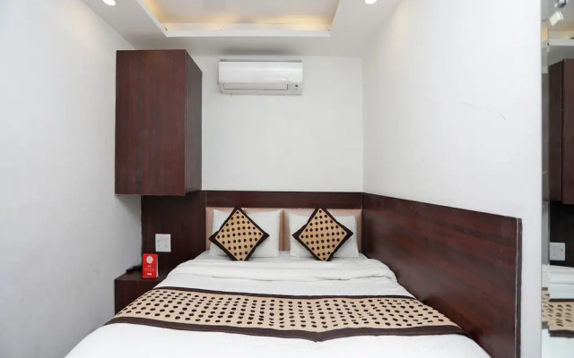 OYO 12503 Hotel Corner Point