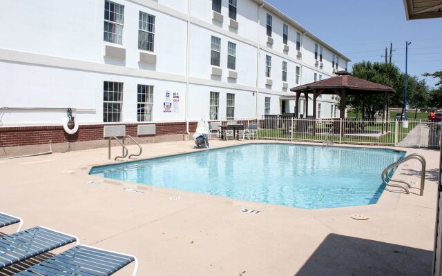 Motel 6 Rosenberg, TX