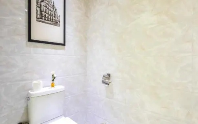 Uzone Serviced Apartment