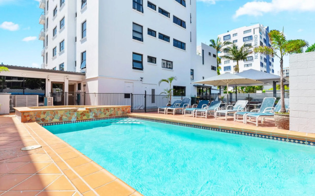 Windward Apartments