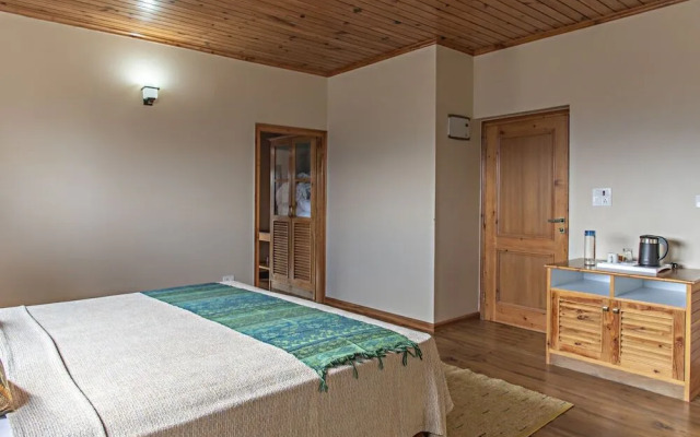 Echor Bhramara Estate Kharapathar Shimla