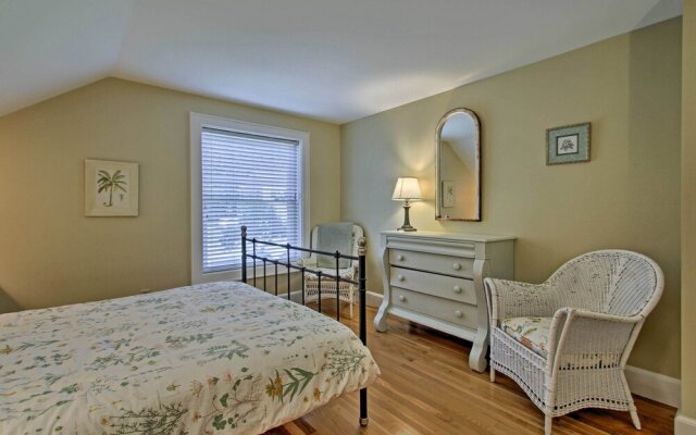 Lovely Kennebunk Guesthouse - 2 Mi to Dock Square!
