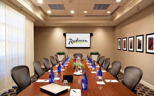 Radisson Hotel Phoenix Airport