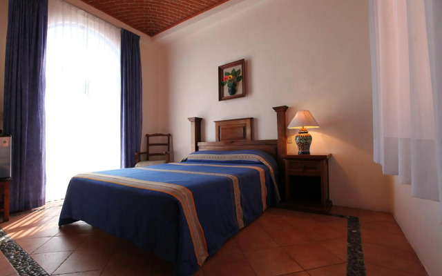 Hotel Lunata - Near Playa del Carmen Main Beach