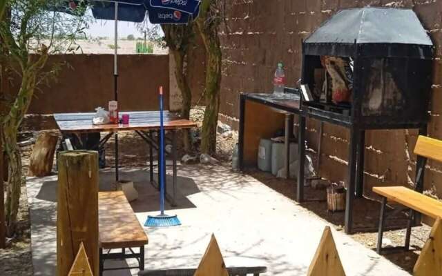 Hostal Rancho Checar