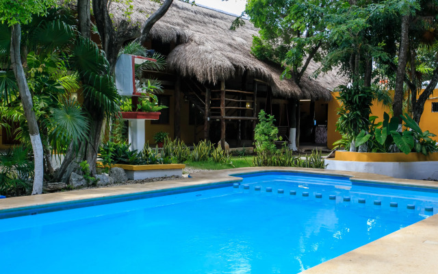 Esduma La Iguana Hotel
