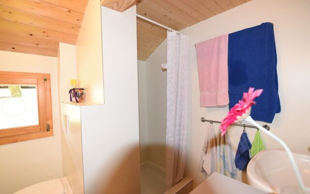 Beautifully Located House in the Midst of the Mountains With a Beautiful View