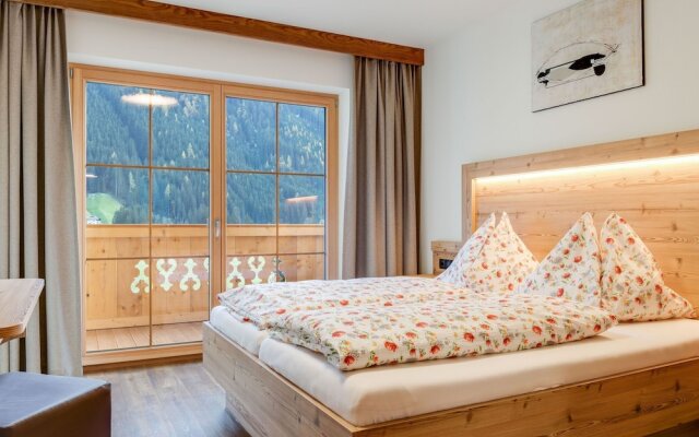 Exquisite Holiday Home Near Ski Area in KÃ¶nigsleiten