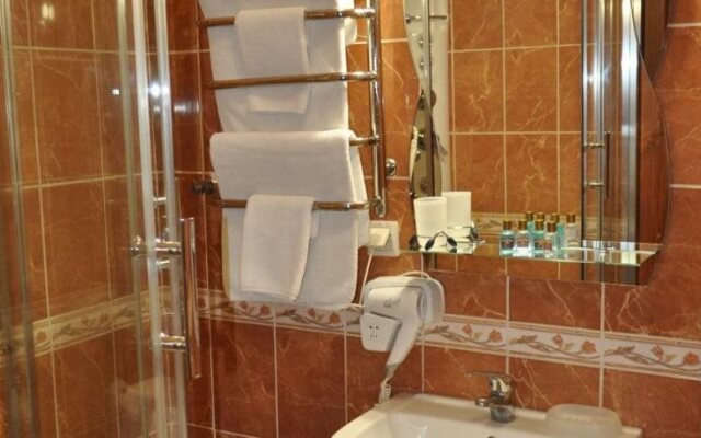 Hotel Myslyvskiy Dvir