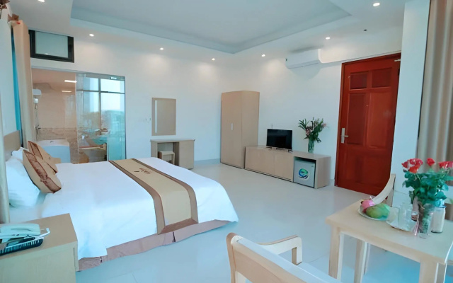 Anova Airport Hotel — Convenient & Friendly
