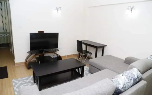 Plainsville Apartments