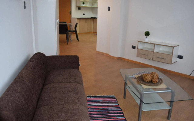 Acosta Ñu Apart Hotel